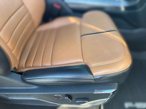 Used 2022 Ford F150 Platinum w/ Equipment Group 701A High image 24