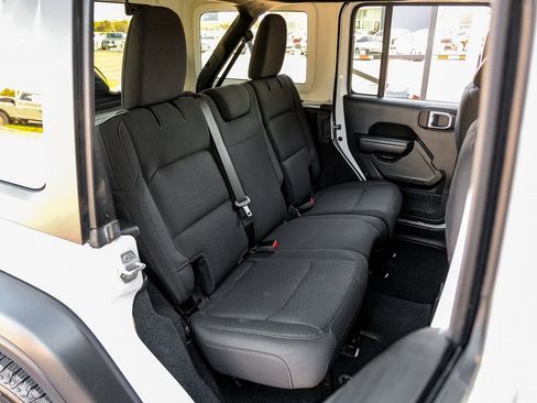 Used 2019 Jeep Wrangler Unlimited Sport S image 48