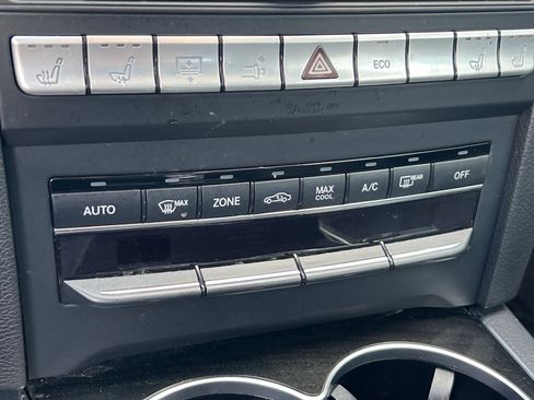 Used 2016 Mercedes-Benz E 400 4MATIC Coupe image 18