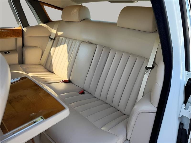 Used 2006 Rolls-Royce Phantom Sedan RWD image 23