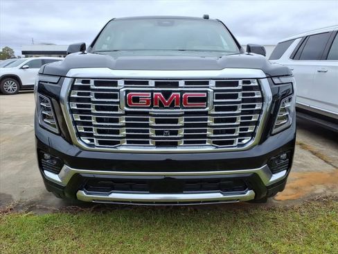 New 2026 GMC Yukon XL Denali AWD/4WD image 2
