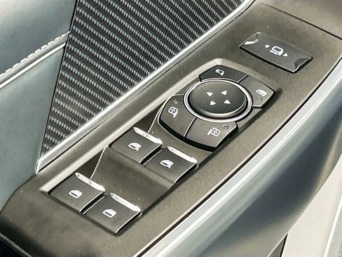 Used 2024 Ford F250 Limited w/ FX4 Off-Road Package image 22