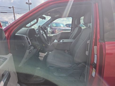 Used 2016 Ford F150 XLT w/ Trailer Tow Package image 9