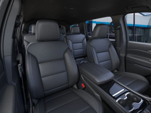 New 2026 Chevrolet Traverse LT image 16