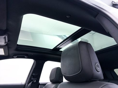 Used 2025 Cadillac XT5 Premium Luxury image 5