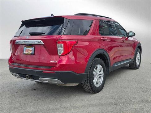 Used 2021 Ford Explorer XLT w/ Equipment Group 202A AWD/4WD image 3