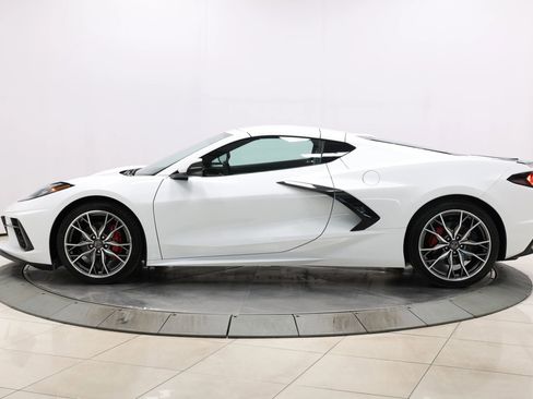 Used 2024 Chevrolet Corvette Stingray Preferred Cpe w/ 2LT image 94