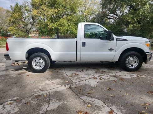 Used 2012 Ford F250 XL w/ XL Value Pkg image 14