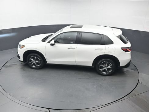 Used 2024 Honda HR-V EX-L image 36