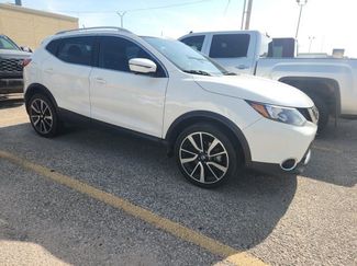 Used 2017 Nissan Rogue Sport SL w/ SL Premium Package image 1