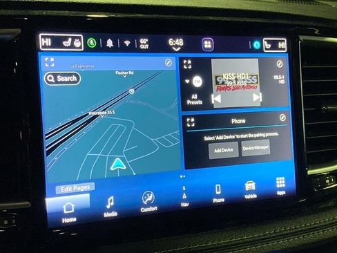 Used 2023 Chrysler Pacifica Limited image 22