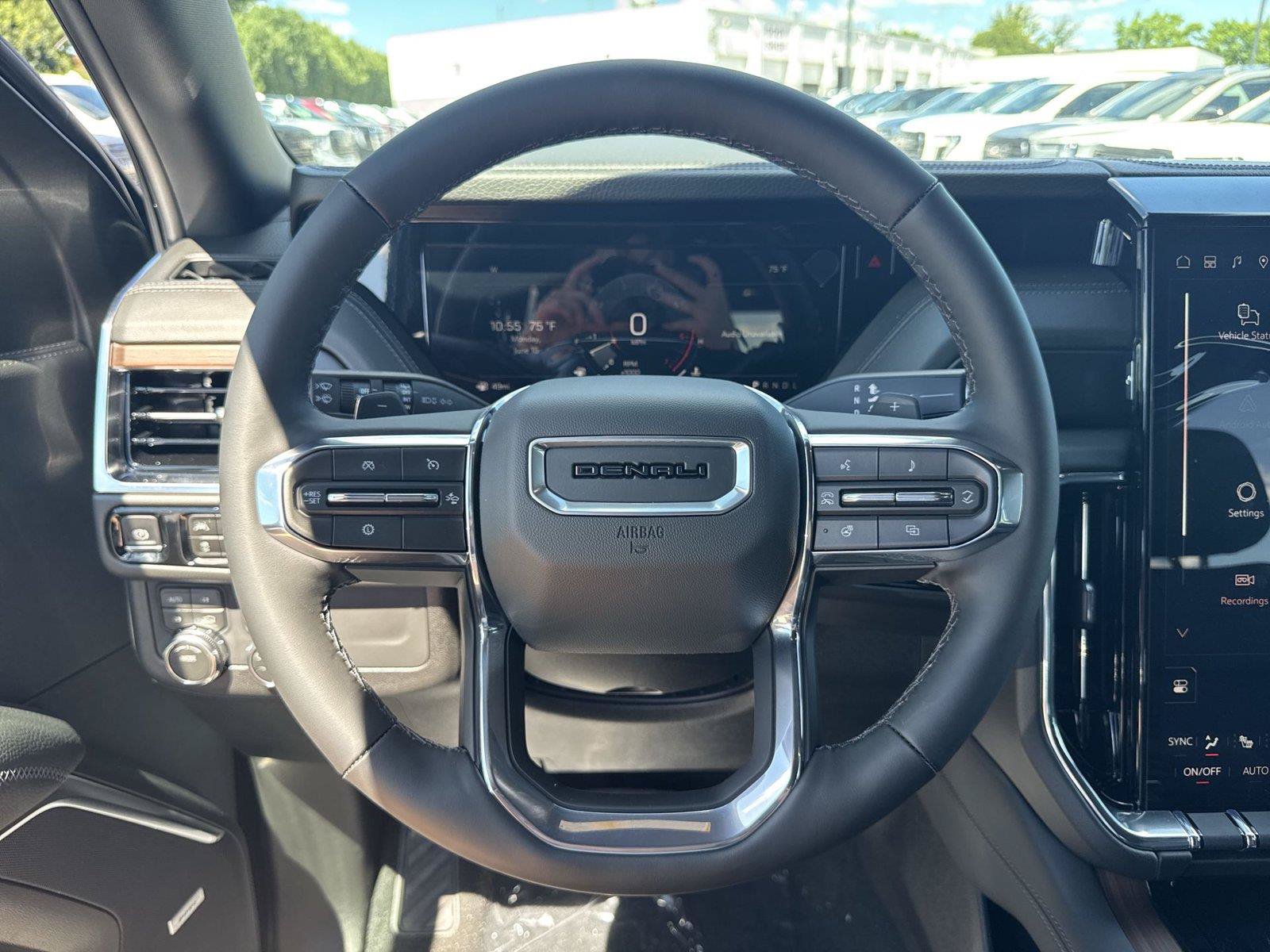 New 2026 GMC Yukon Denali AWD/4WD image 14