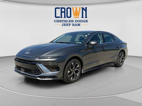 Used 2025 Hyundai Sonata SEL FWD image 7