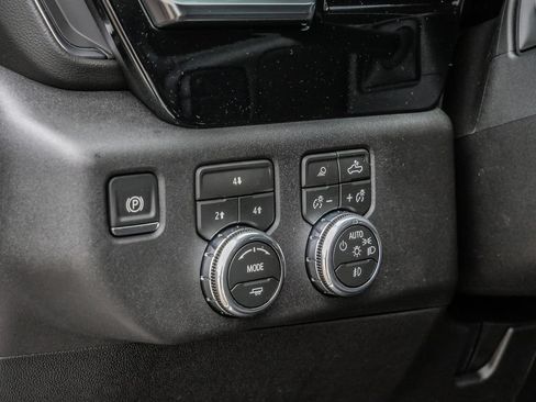 New 2026 GMC Sierra 3500 SLE w/ SLE Value Package AWD/4WD image 47
