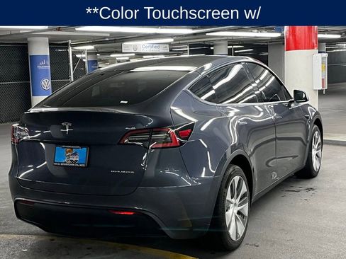 Used 2021 Tesla Model Y Long Range image 6