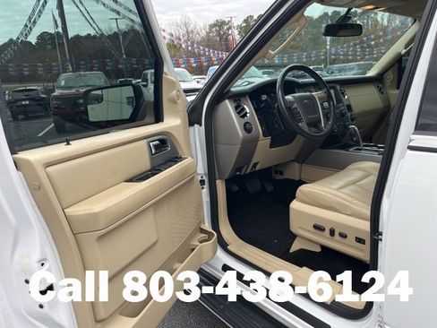 Used 2017 Ford Expedition Limited image 4
