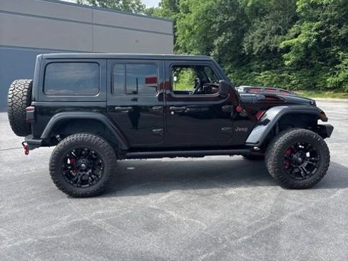 Used 2018 Jeep Wrangler Unlimited Rubicon AWD/4WD image 5