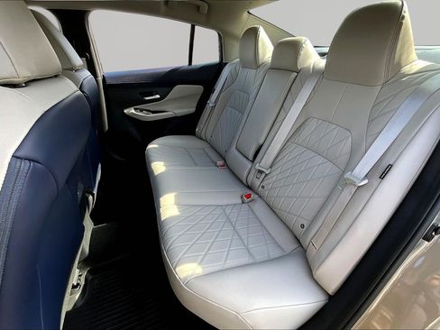New 2026 Nissan Sentra SL w/ Floor Mat Package FWD image 18