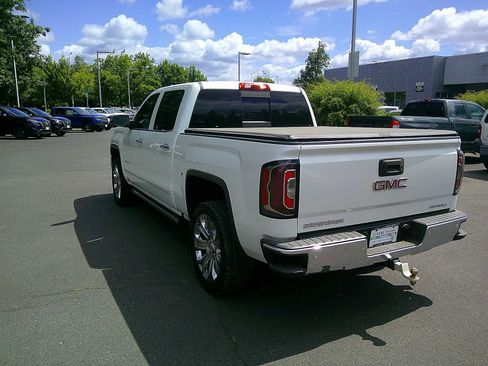 Used 2017 GMC Sierra 1500 Denali w/ Denali Ultimate Package AWD/4WD image 3