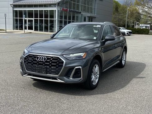 Used 2023 Audi Q5 2.0T Premium w/ Convenience Package AWD/4WD image 8
