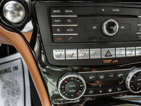 Used 2017 Mercedes-Benz SL 450 w/ Premium I Package image 10
