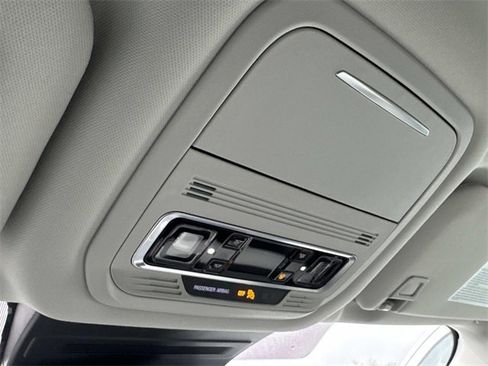 New 2026 Lincoln Nautilus Premier w/ Jet Appearance Package image 30