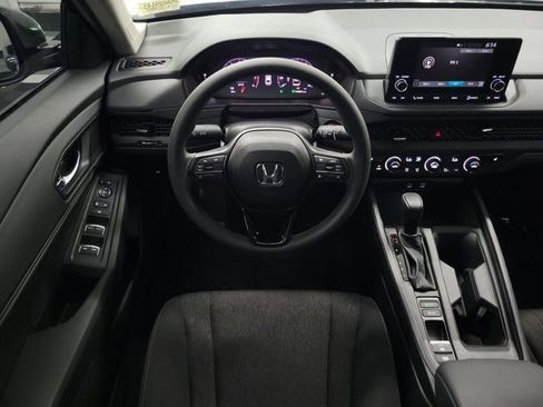 Certified 2025 Honda Accord SE image 16