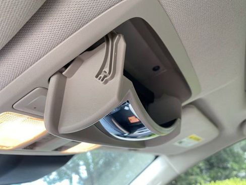 Used 2017 Honda CR-V EX image 22