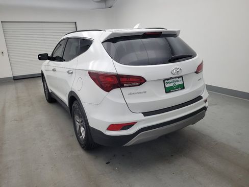 Used 2018 Hyundai Santa Fe Sport w/ 2.4L Value Package 02 FWD image 5