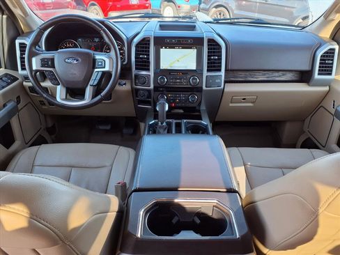 Certified 2018 Ford F150 Lariat image 8