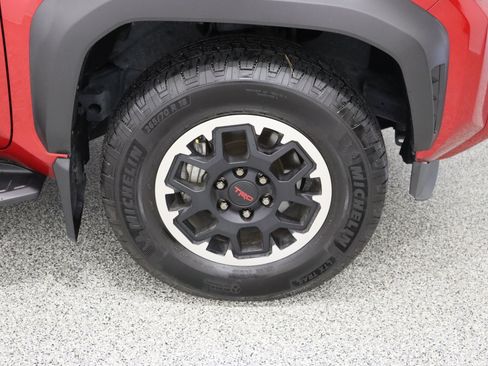 Certified 2025 Toyota 4Runner TRD Off-Road Premium w/ Tow Technology Package AWD/4WD image 5