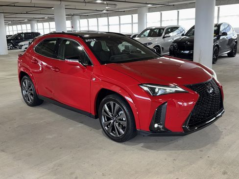 Used 2024 Lexus UX 250h F Sport image 2