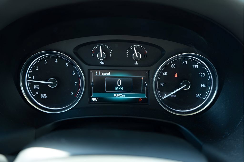 Used 2019 Buick Enclave Premium w/ Experience Buick Package FWD image 27