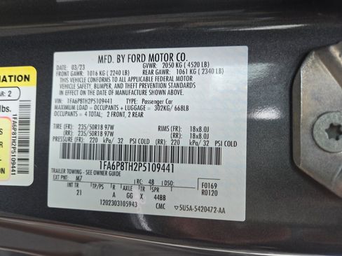 Used 2023 Ford Mustang Coupe image 25