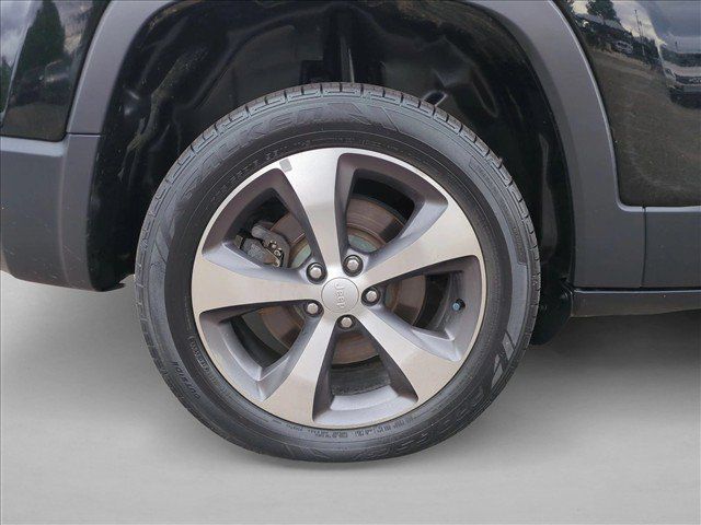 Used 2020 Jeep Cherokee Limited w/ Trailer Tow Group AWD/4WD image 21
