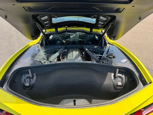 Used 2024 Chevrolet Corvette Stingray Coupe w/ 1LT RWD image 10