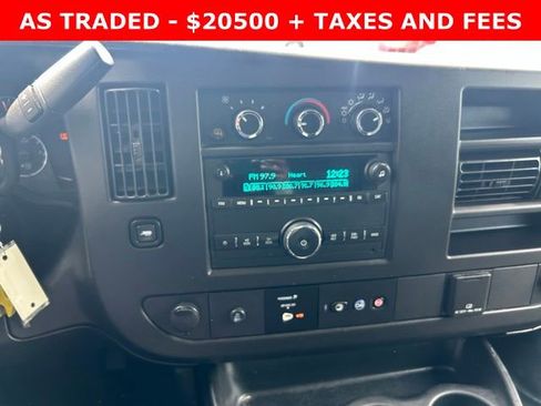 Used 2022 Chevrolet Express 2500 w/ Driver Convenience Package RWD image 19