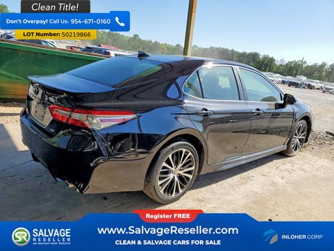 Used 2020 Toyota Camry SE image 4