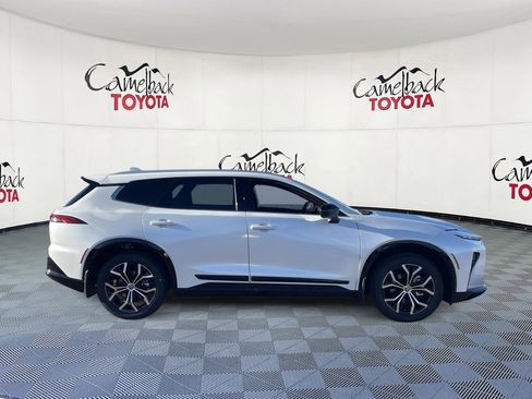 New 2026 Toyota Crown Signia image 8