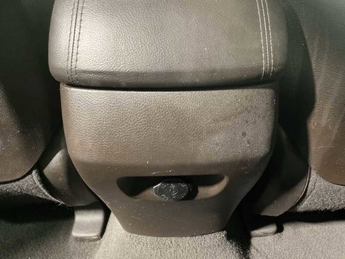 Used 2017 Hyundai Santa Fe Sport image 25