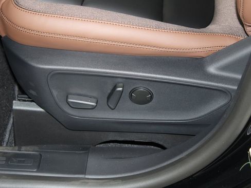 New 2025 Ford Bronco Sport Outer Banks w/ Outer Banks Tech Package+ AWD/4WD image 18