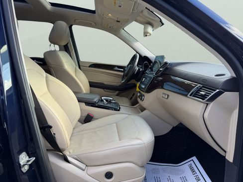 Used 2018 Mercedes-Benz GLS 450 GLS 450 w/ Premium Package image 46