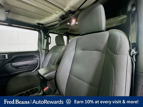 Used 2023 Jeep Wrangler Unlimited Sport AWD/4WD image 25