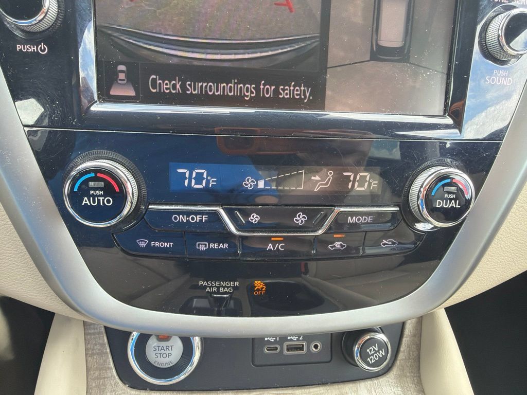 Used 2021 Nissan Murano SL FWD image 23