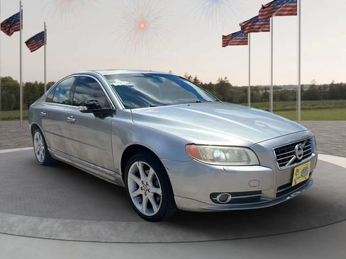 Used 2011 Volvo S80 3.2 w/ Multimedia Pkg FWD image 1
