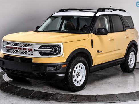 Used 2023 Ford Bronco Sport Heritage Limited image 2