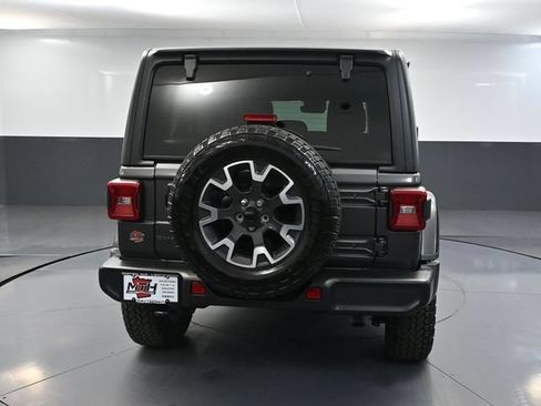 Used 2025 Jeep Wrangler Unlimited Sahara w/ Technology Group AWD/4WD image 7