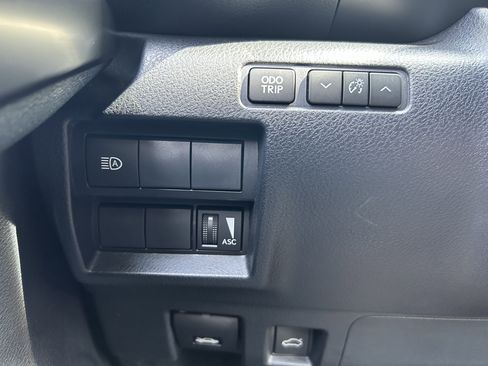 Used 2025 Lexus IS 350 F Sport w/ Navigation Package image 22