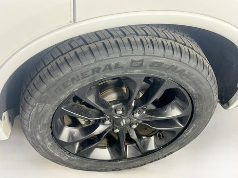 Used 2023 Dodge Durango R/T image 33