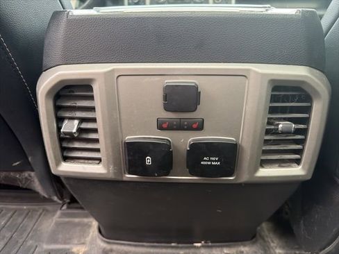 Used 2019 Ford F150 Lariat w/ Equipment Group 502A Luxury image 17